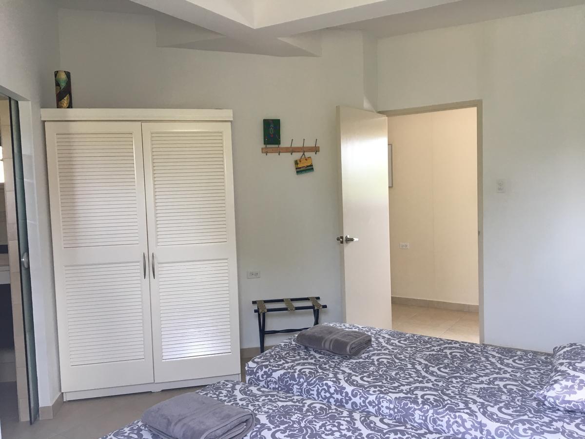 Bubali Gardens Apartment Palm Beach ภายนอก รูปภาพ