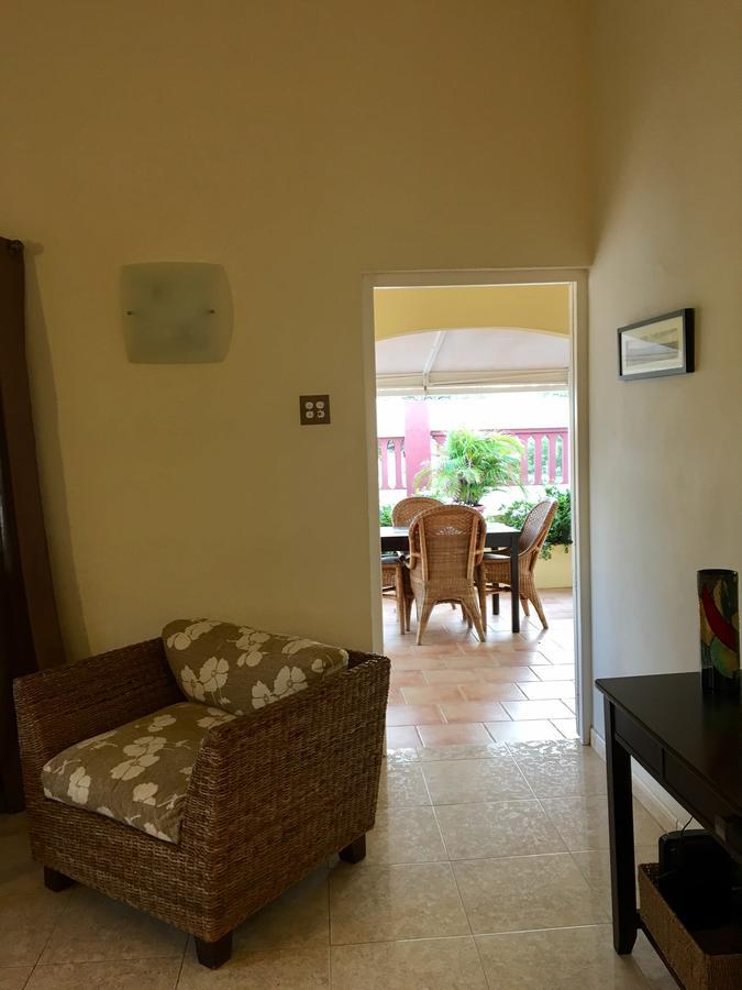 Bubali Gardens Apartment Palm Beach ภายนอก รูปภาพ