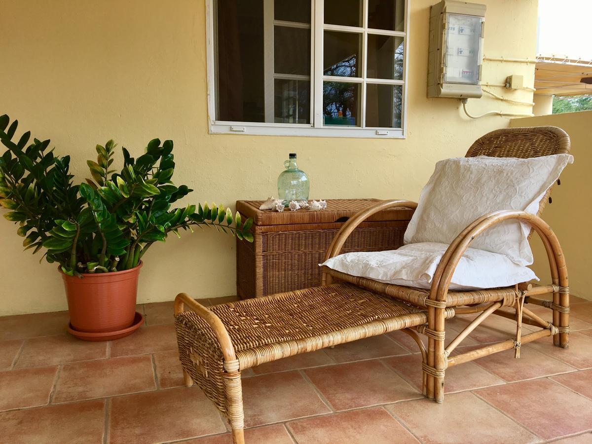 Bubali Gardens Apartment Palm Beach ภายนอก รูปภาพ